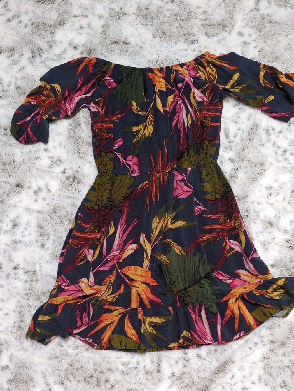 $5 MOVING SALE! New Look Floral Off-Shoulder Dress in Navy, Pink & Olive